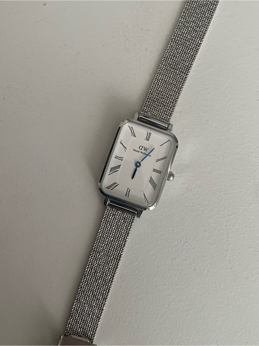 Daniel Wellington Silver Mesh Watch with White Dial and Blue Hands